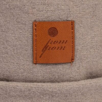 hi-little-one-czapka-zimowa-niemowleca-alpaca-boho-cafe-lattebrown-m-pom-pom (3)