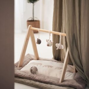 Mata do zabawy dla niemowlaka