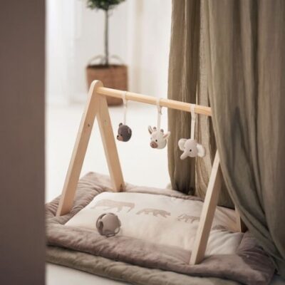 Mata do zabawy dla niemowlaka