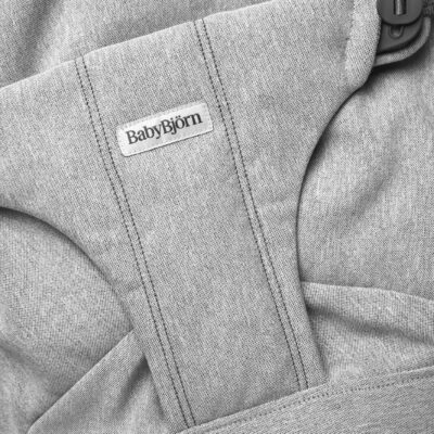 pol_pl_BABYBJORN-lezaczek-BLISS-WOVEN-Jasny-szary-melanz-34198_19