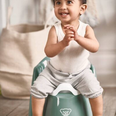 pol_pl_BABYBJORN-nocnik-fotelik-ciemny-zielony-7368_5