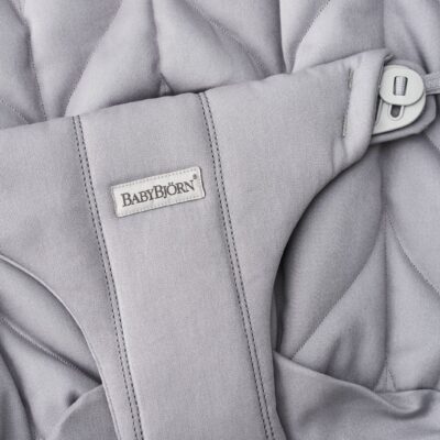 pol_pl_BABYBJORN-poszycie-do-lezaczka-Bliss-Woven-Jasny-Szary-Petal-Quilt-34918_1