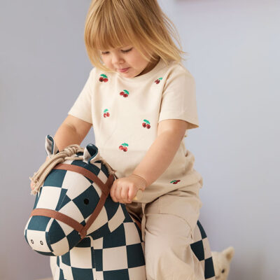 pol_pl_Kids-Concept-Konik-na-biegunach-Miro-35958_2